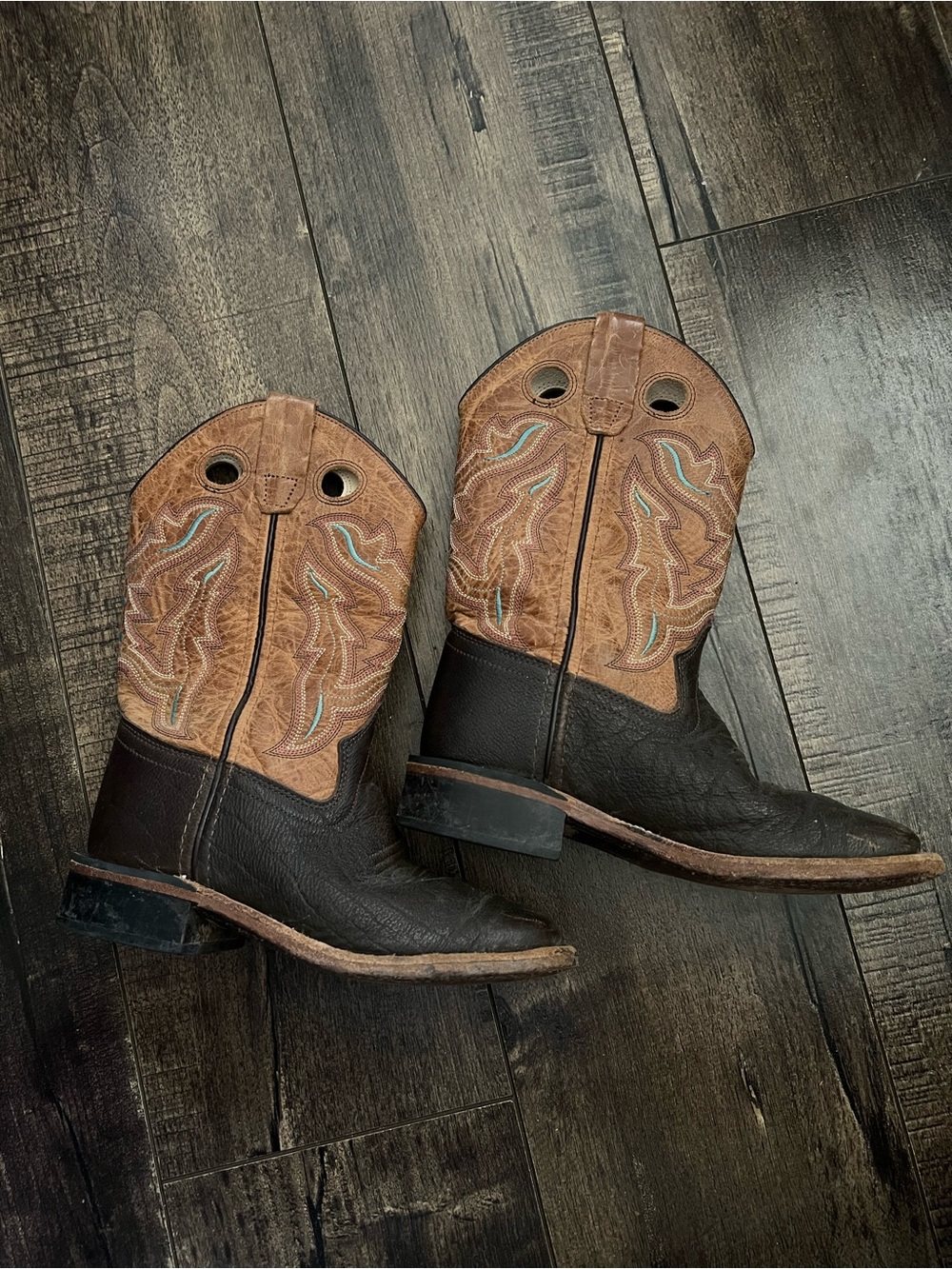 Old West Brown & Tan Western Pull-On Boots with Embroidery